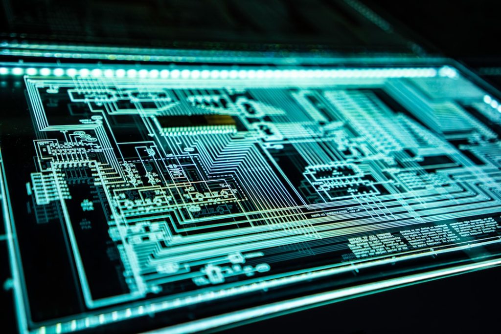 découvrez les meilleures pratiques et solutions pour protéger vos données et systèmes informatiques grâce à la cybersécurité.