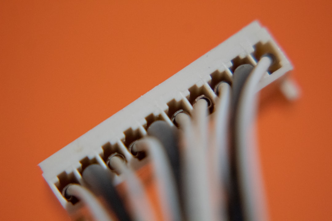 découvrez notre large gamme de composants électroniques de haute qualité pour tous vos projets et applications, avec des solutions fiables et performantes.