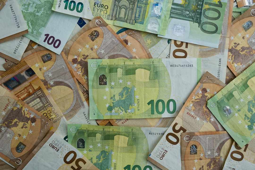 découvrez nos solutions personnalisées de gestion de patrimoine pour optimiser vos investissements et sécuriser votre avenir financier.